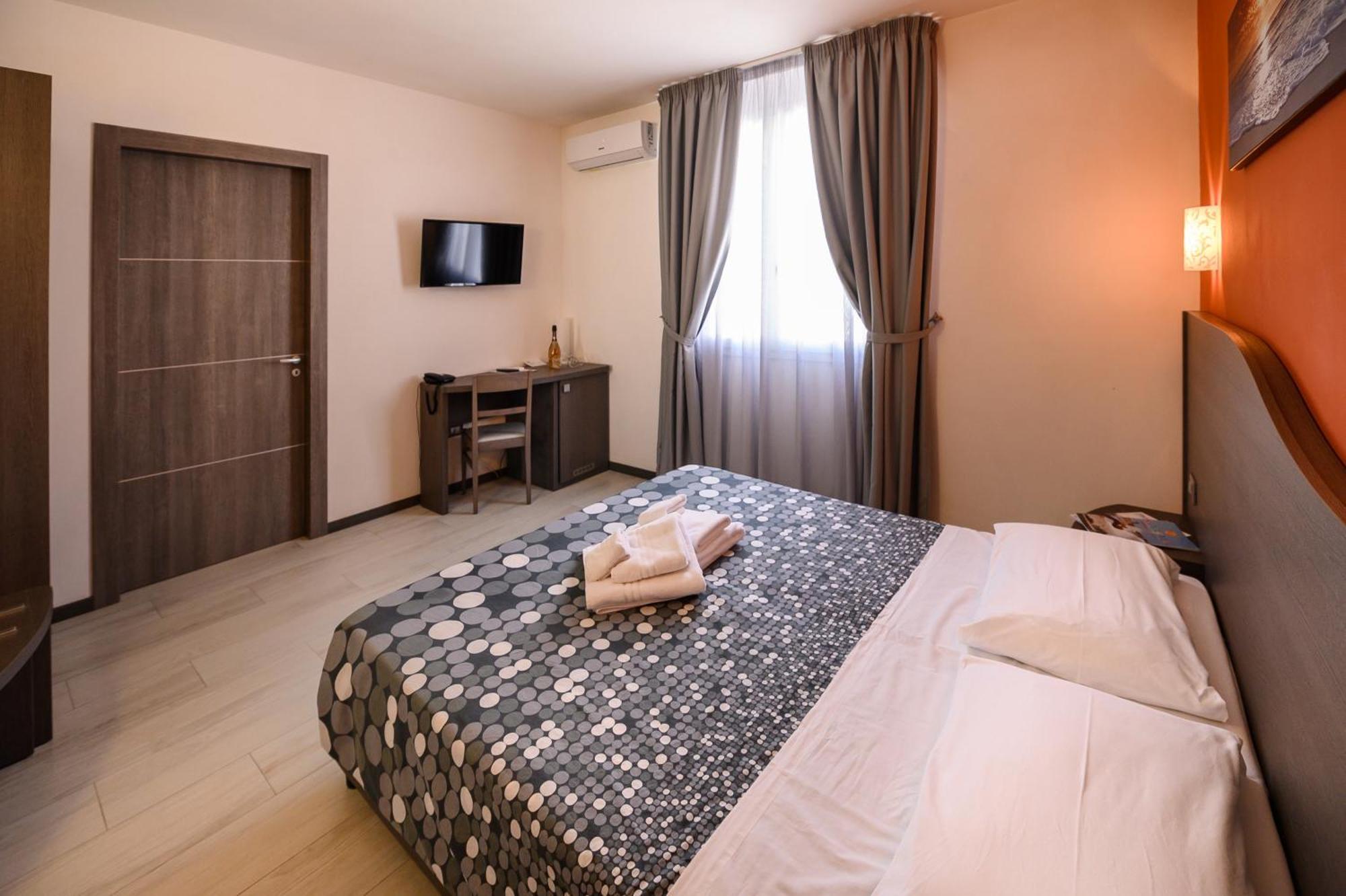 Hotel Rainbow Resort Marsala Zewnętrze zdjęcie
